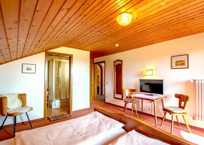 Alex Im Haus Dorn-roeschen, Im Allgaeu